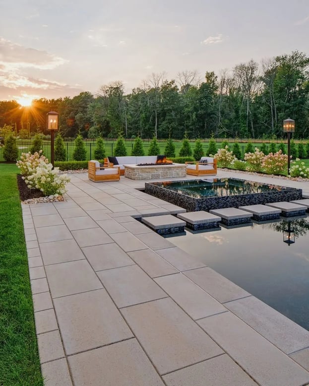 Creative Pavers Around Pool Ideas to Transform Your Backyard - Image 2